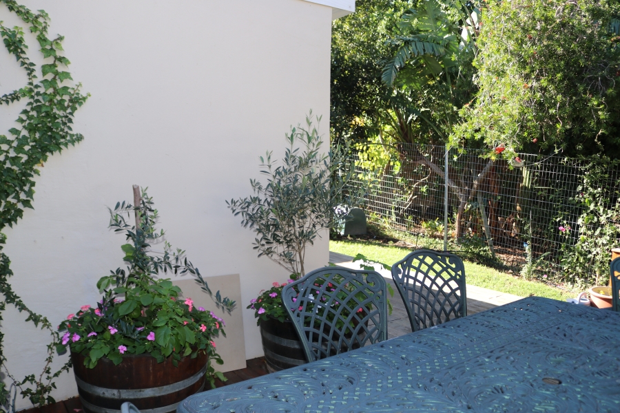 2 Bedroom Property for Sale in Die Wingerd Western Cape